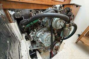 2001 Catalina 36 MkII thumbnail 61