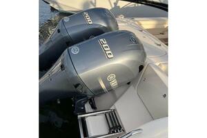 27ft Grady White Yacht For Sale