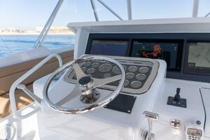 2001 Hatteras 60 Convertible - Sinyorita Salada