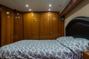 2001 Hatteras 60 Convertible - Sinyorita Salada