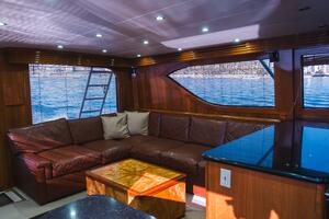 2001 Hatteras 60 Convertible - Sinyorita Salada