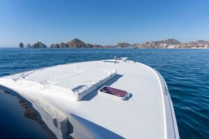 2001 Hatteras 60 Convertible - Sinyorita Salada