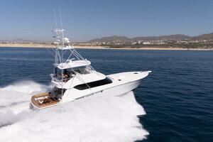 2001 Hatteras 60 Convertible - Sinyorita Salada