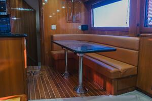 2001 Hatteras 60 Convertible - Sinyorita Salada