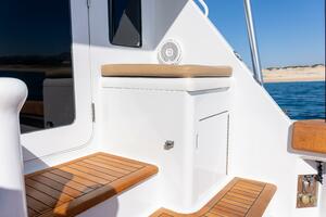 2001 Hatteras 60 Convertible - Sinyorita Salada