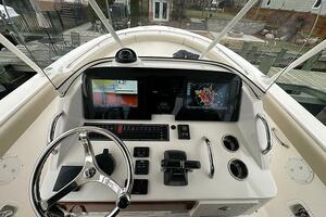 28ft Pursuit Yacht For Sale