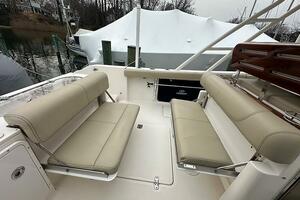 28ft Pursuit Yacht For Sale