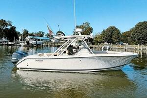 28ft Pursuit Yacht For Sale