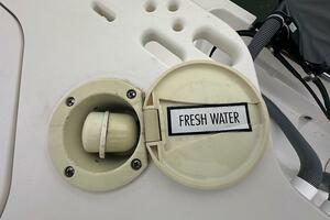 28ft Pursuit Yacht For Sale