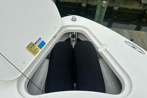 28ft Pursuit Yacht For Sale