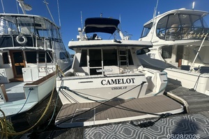 Camelot 47ft Bayliner Yacht For Sale