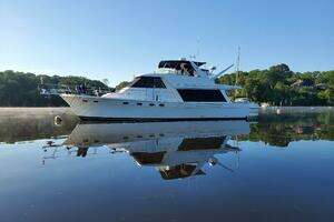 1998 Bayliner 4788 thumbnail 1