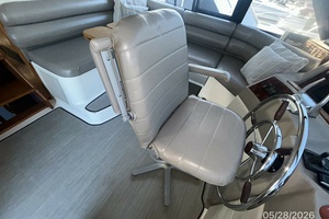 Camelot 47ft Bayliner Yacht For Sale