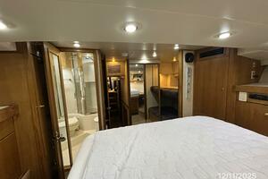 Camelot 47ft Bayliner Yacht For Sale