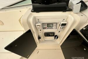 Camelot 47ft Bayliner Yacht For Sale