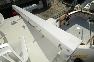Camelot 47ft Bayliner Yacht For Sale