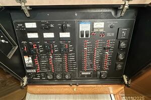 Camelot 47ft Bayliner Yacht For Sale