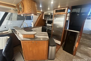 Camelot 47ft Bayliner Yacht For Sale