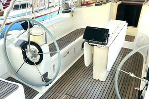 INVICTUS 45ft Jeanneau Yacht For Sale