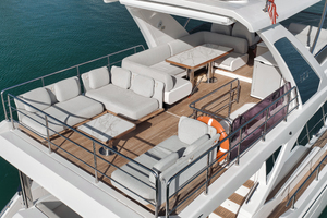 60ft Azimut Yacht For Sale