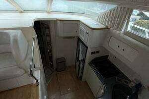 1997 Sea Ray 400 Sedan Bridge thumbnail 13