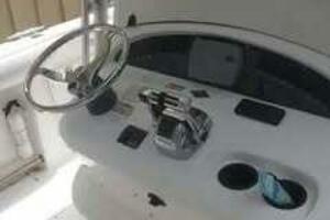 32ft Boston Whaler Yacht For Sale