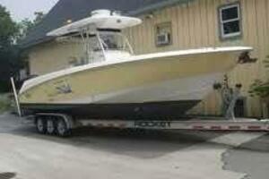 32ft Boston Whaler Yacht For Sale