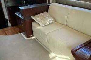  2007 Sea Ray 529 Sedan Bridge Yacht For Sale in Boston MA