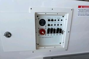 27ft Chaparral Yacht For Sale