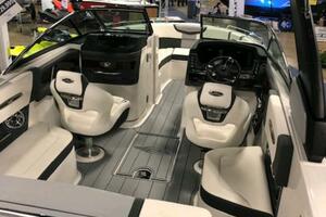 27ft Chaparral Yacht For Sale