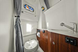 2024 Pursuit S 358 Sport - Head