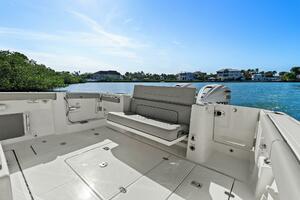 2024 Pursuit S 358 Sport - Cockpit