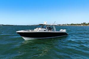 2024 Pursuit S 358 Sport - Profile 