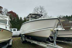 2004 Ocean Master 31 Center Console thumbnail 1