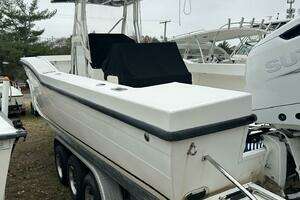 2004 Ocean Master 31 Center Console thumbnail 3