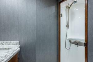 Viking 68 KEMOSABE - Guest Head