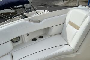 27ft Sea Ray Yacht For Sale