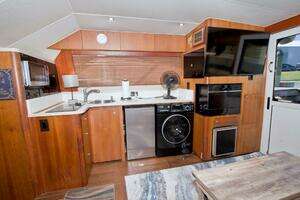 1998 Luhrs 36 Convertible thumbnail 32