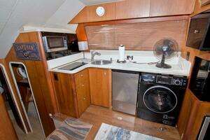1998 Luhrs 36 Convertible thumbnail 35