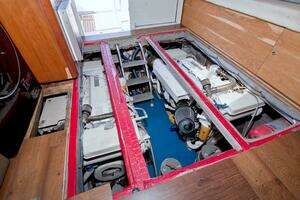 1998 Luhrs 36 Convertible thumbnail 59
