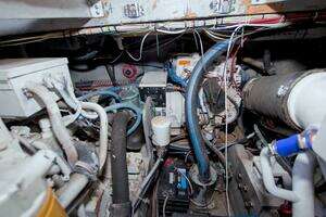 1998 Luhrs 36 Convertible thumbnail 65