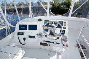 1998 Luhrs 36 Convertible thumbnail 26