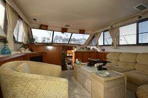 1990 Californian 45 Motoryacht thumbnail 21
