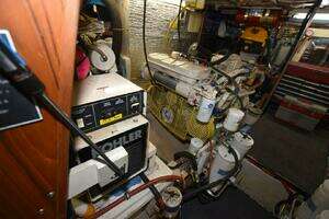 1990 Californian 45 Motoryacht thumbnail 22