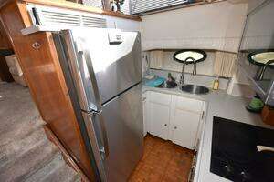 1990 Californian 45 Motoryacht thumbnail 8