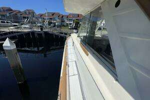 1969 Chris-Craft 47 Commander thumbnail 40