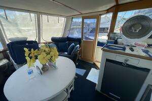 1969 Chris-Craft 47 Commander thumbnail 37