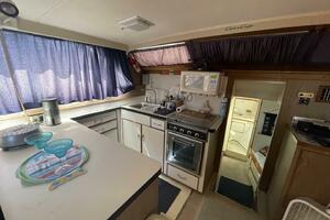 Wastin Away 47ft Chris Craft Yacht For Sale