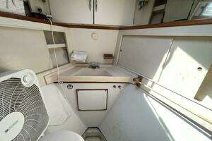 1969 Chris-Craft 47 Commander thumbnail 8