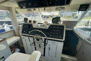 1969 Chris-Craft 47 Commander thumbnail 38